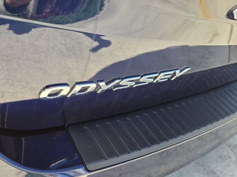 Used 2024 Honda Odyssey EX image 14