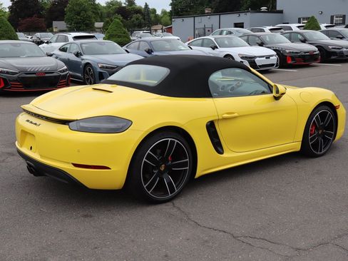 Used 2023 Porsche 718 Boxster S RWD image 5