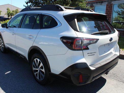 Used 2021 Subaru Outback AWD/4WD image 8