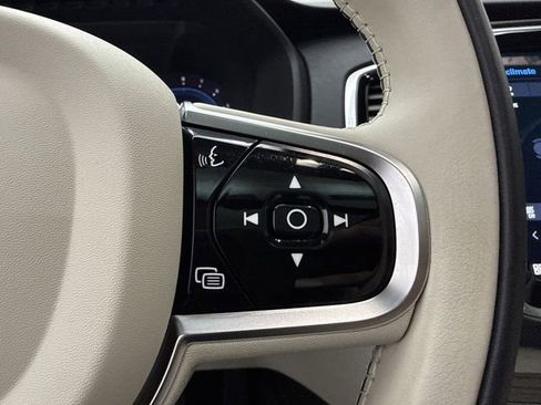 Certified 2024 Volvo XC90 B6 Plus w/ Protection Package Premier image 20