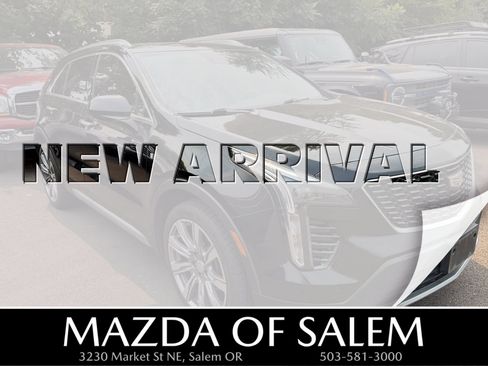 Used 2019 Cadillac XT4 Premium Luxury FWD image 1