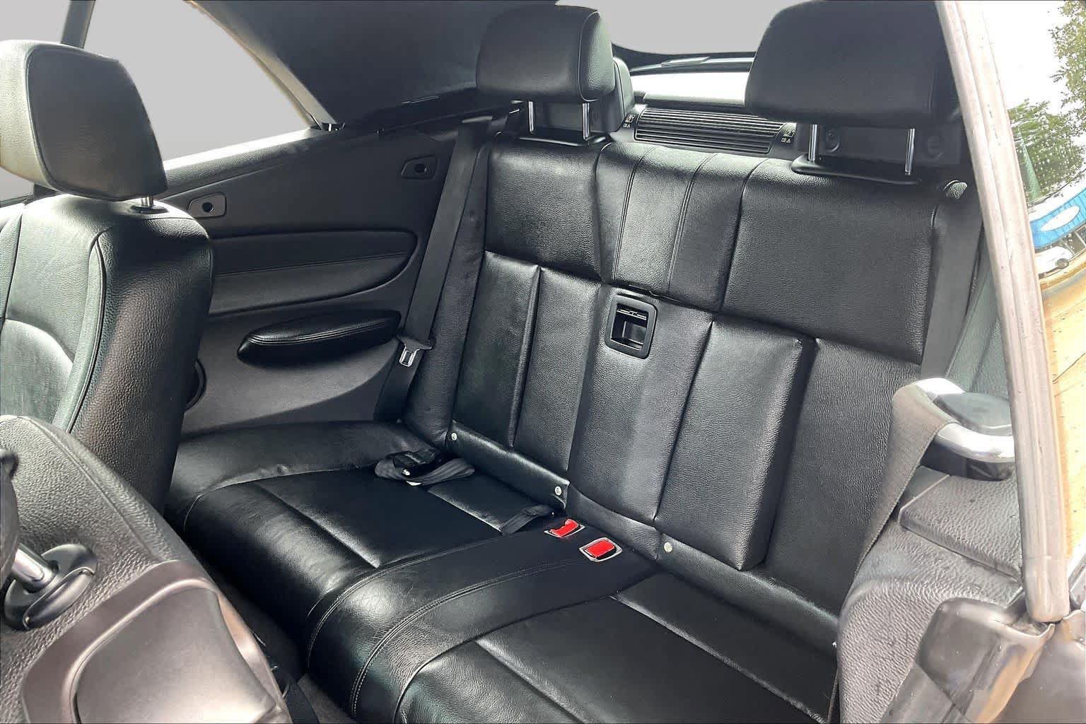 Used 2012 BMW 135i Convertible RWD image 20
