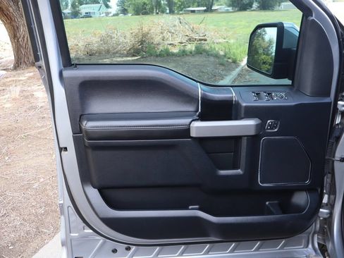 Used 2020 Ford F150 Platinum AWD/4WD image 23