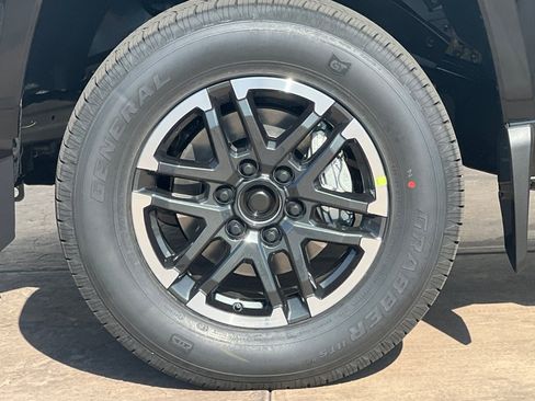 New 2026 Toyota Tacoma TRD Sport image 33