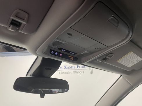 Used 2023 Chevrolet Equinox LT image 8