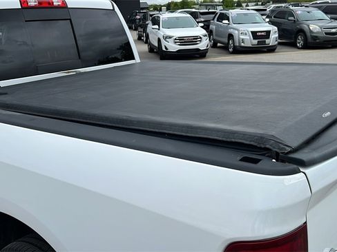 Used 2016 RAM 1500 Big Horn image 33