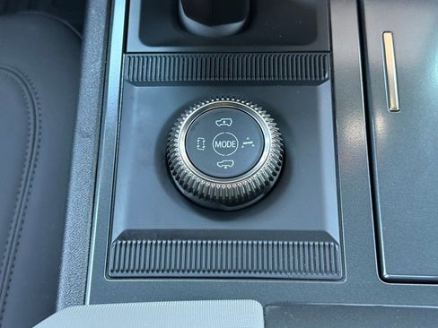 Used 2025 GMC Hummer EV 2X AWD/4WD image 24