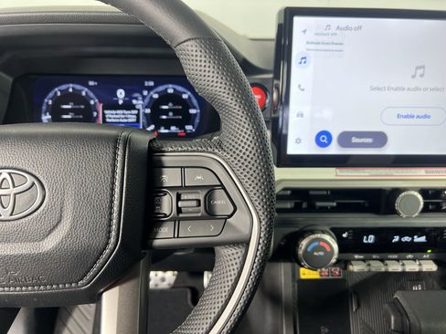 Used 2024 Toyota Tacoma TRD Sport image 16