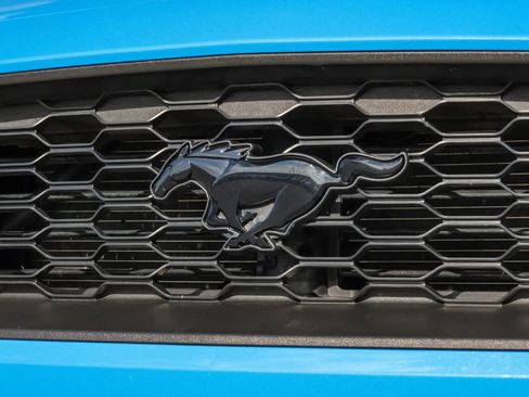 Used 2022 Ford Mustang Premium w/ Equipment Group 201A image 36