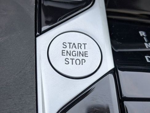 New 2026 BMW X5 xDrive40i w/ Climate Comfort Package image 32