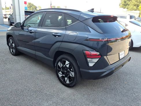 Used 2025 Hyundai Kona SEL FWD image 4