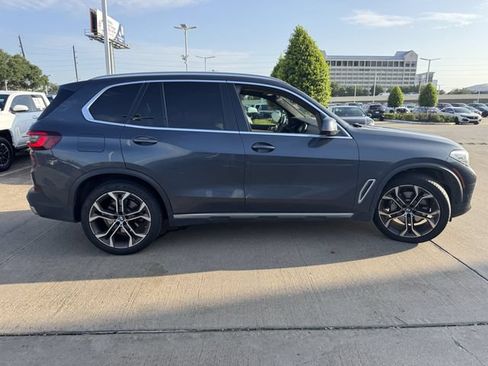 Used 2021 BMW X5 sDrive40i w/ Premium Package RWD image 4
