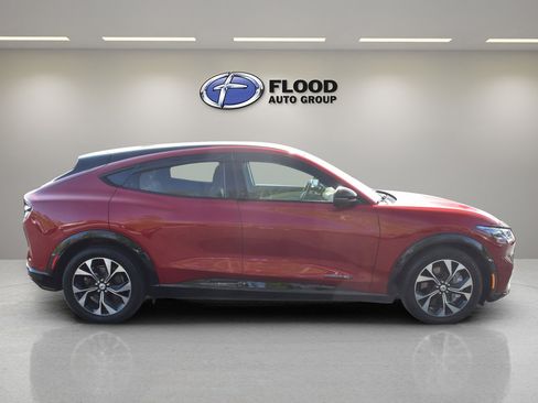 Certified 2022 Ford Mustang Mach-E Premium AWD/4WD image 3