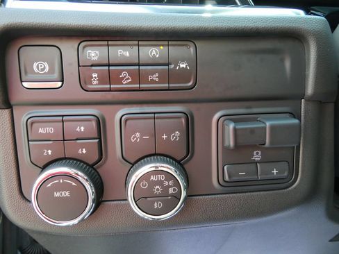 Certified 2025 Chevrolet Tahoe RST w/ Comfort Package AWD/4WD image 28