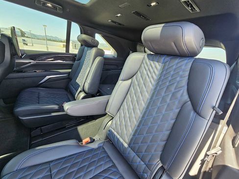 Used 2025 Cadillac Escalade IQ Sport 1 image 21