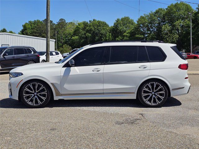 Used 2020 BMW X7 M50i w/ Dynamic Handling Package AWD/4WD image 13
