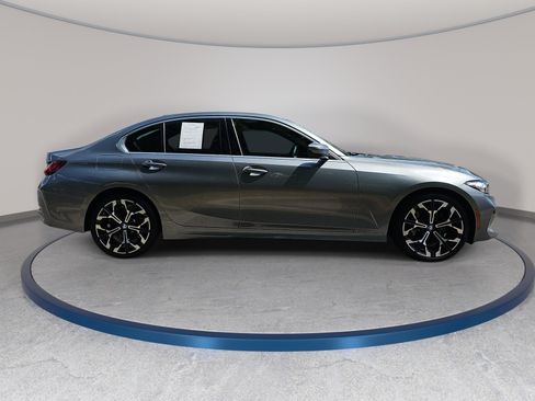 Certified 2025 BMW 330i Sedan w/ Premium Package RWD image 5