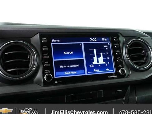 Used 2022 Toyota Tacoma TRD Sport w/ Technology Package AWD/4WD image 13