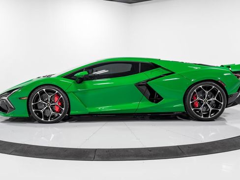 Used 2024 Lamborghini Revuelto AWD/4WD image 6