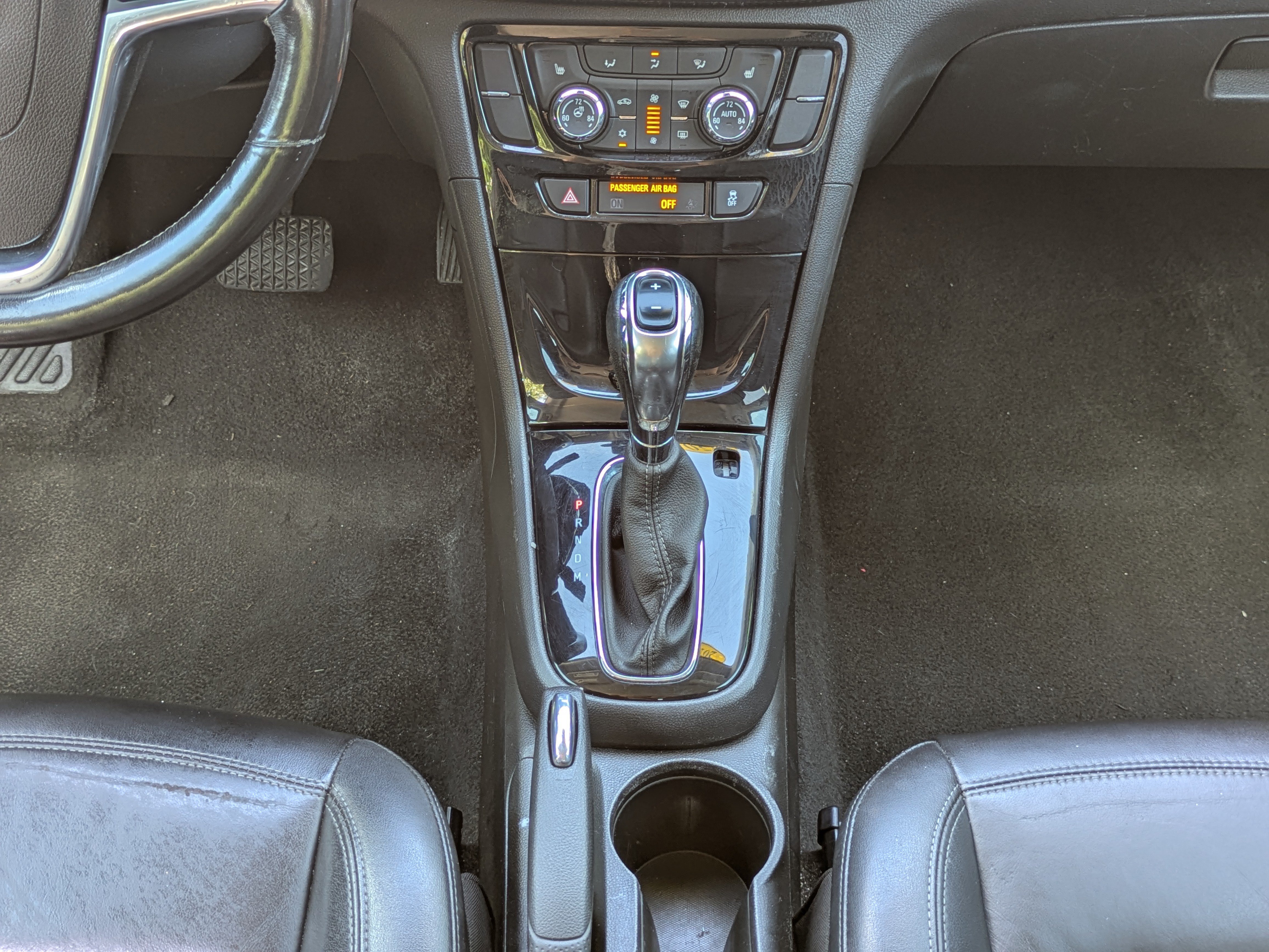 Used 2020 Buick Encore Essence FWD image 20