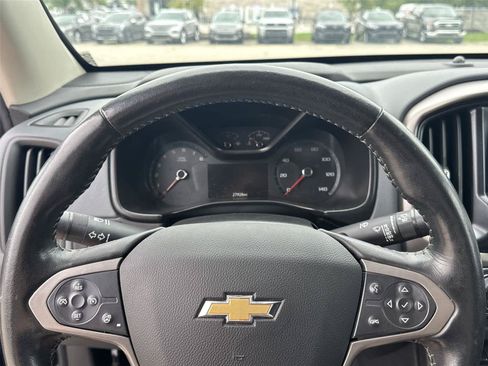 Used 2022 Chevrolet Colorado Z71 AWD/4WD image 18
