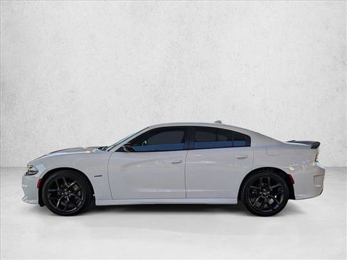 Used 2022 Dodge Charger R/T w/ Blacktop Package image 9