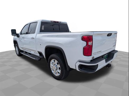 Certified 2024 Chevrolet Silverado 2500 High Country AWD/4WD image 6