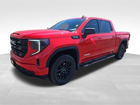 Used 2023 GMC Sierra 1500 Elevation AWD/4WD image 2