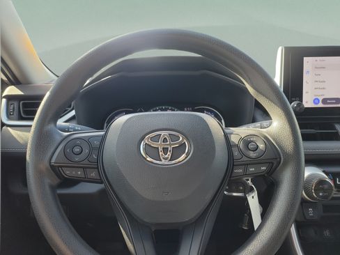 Certified 2023 Toyota RAV4 LE AWD/4WD image 12