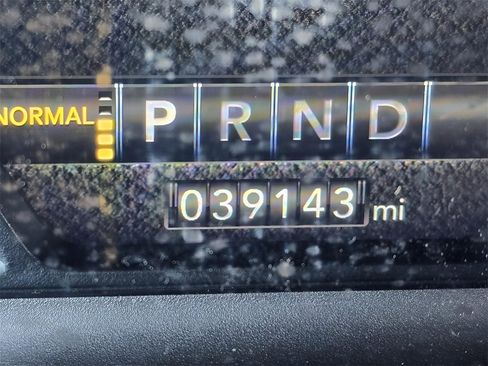 Used 2022 RAM 1500 Limited image 36