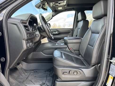 Used 2023 Chevrolet Tahoe Z71 w/ Luxury Package image 15