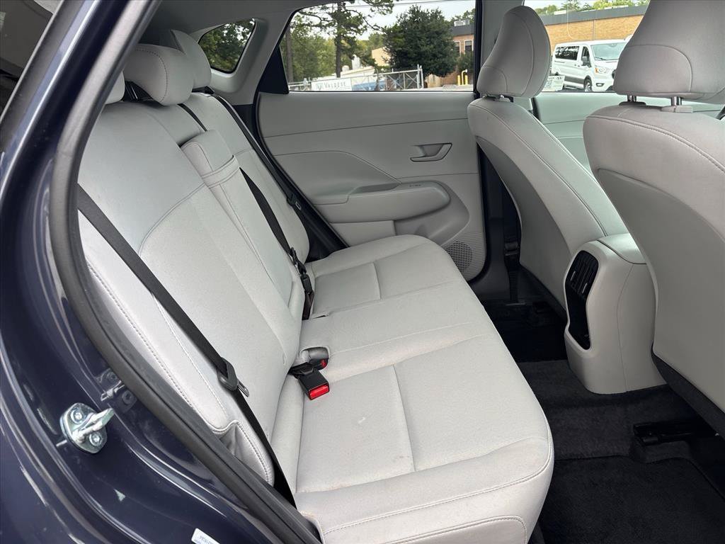 Used 2025 Hyundai Kona SEL AWD/4WD image 11
