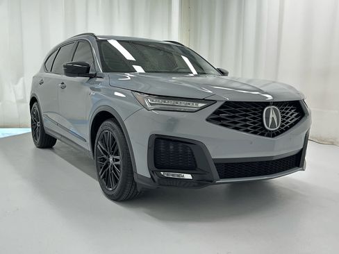 Used 2025 Acura MDX A-Spec AWD/4WD image 2