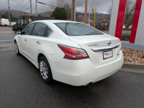 Used 2014 Nissan Altima 2.5 S image 5