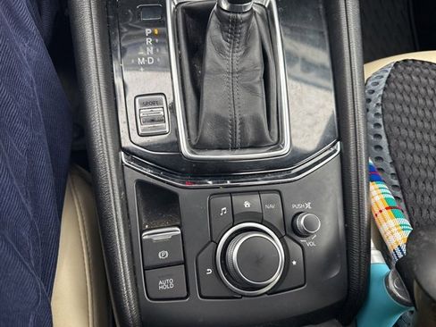 Used 2019 MAZDA CX-5 Touring image 6