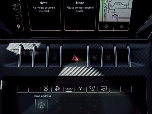 Used 2024 Lamborghini Urus Performante image 84