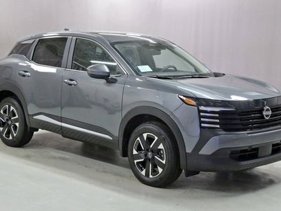 New 2025 Nissan Kicks SV