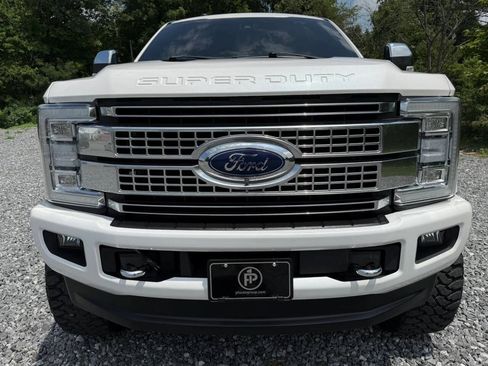 Used 2018 Ford F250 Platinum w/ Platinum Ultimate Package AWD/4WD image 2