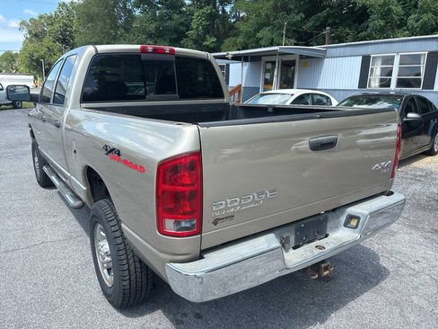 Used 2004 Dodge Ram 2500 Truck SLT w/ Off-Road Group AWD/4WD image 11