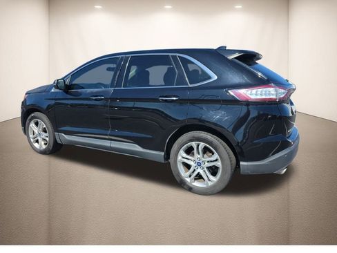 Used 2018 Ford Edge Titanium w/ Equipment Group 301A image 8