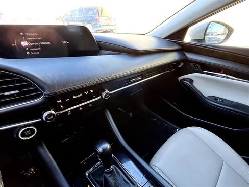 Used 2019 MAZDA MAZDA3 w/Select Pkg image 11