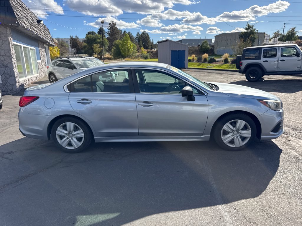 Used 2018 Subaru Legacy 2.5i AWD/4WD image 5