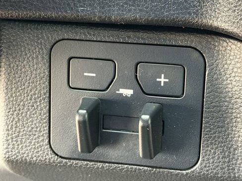 Used 2022 Toyota Tundra SR5 image 18