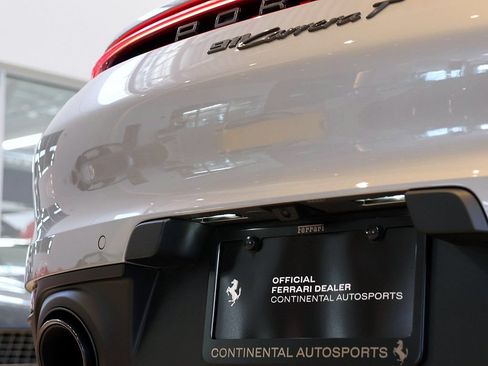 Used 2023 Porsche 911 Carrera T RWD image 51