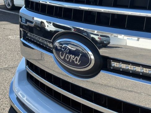 Used 2018 Ford F150 XLT w/ Equipment Group 301A Mid AWD/4WD image 32