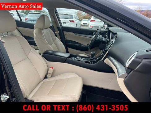 Used 2017 Nissan Maxima 3.5 SV image 14