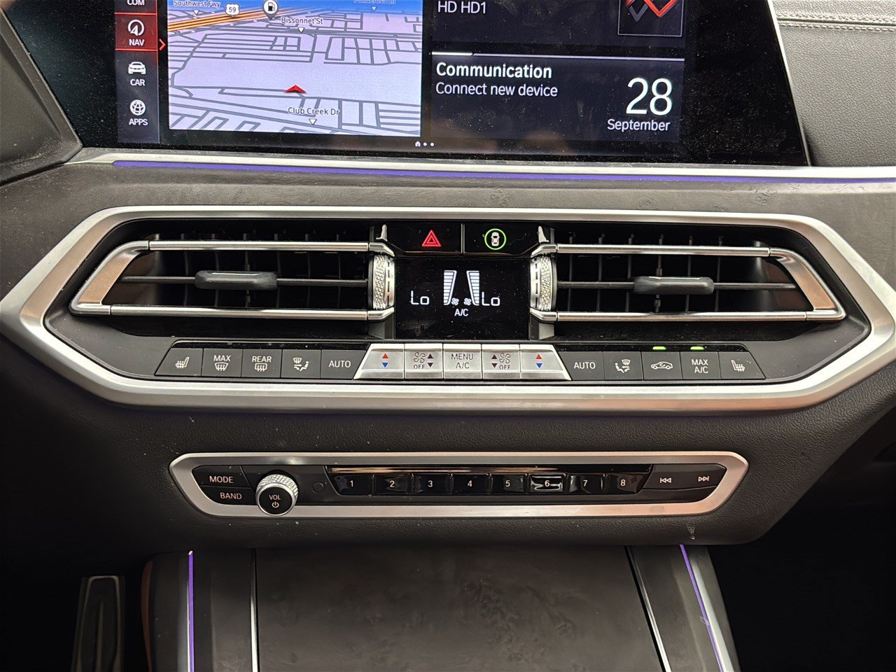 Used 2022 BMW X7 M50i AWD/4WD image 22