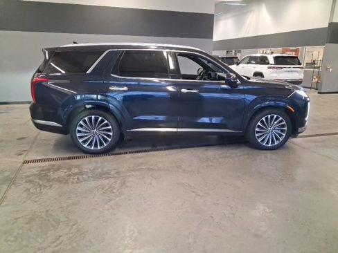 Used 2024 Hyundai Palisade Calligraphy image 48