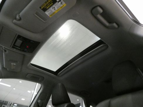 Used 2020 Lexus RX 350 AWD w/ Premium Package image 17