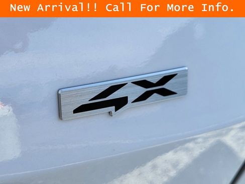 Used 2024 Kia Sportage SX AWD/4WD image 11